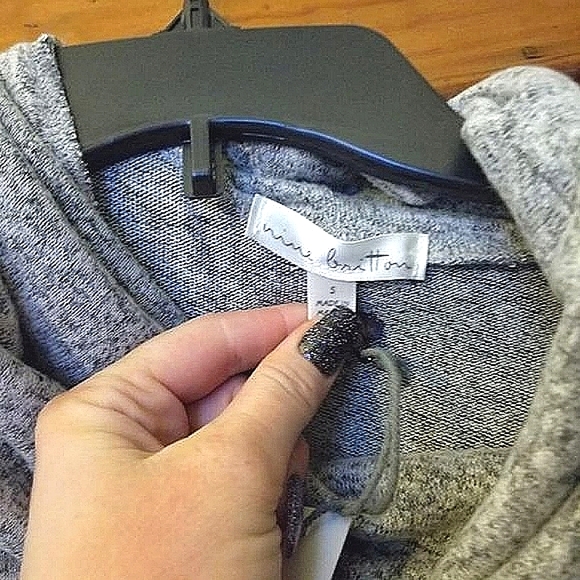 Last chance! NINE BRITTON Light Gray TUNIC SWEATER DRESS - Picture 3 of 6